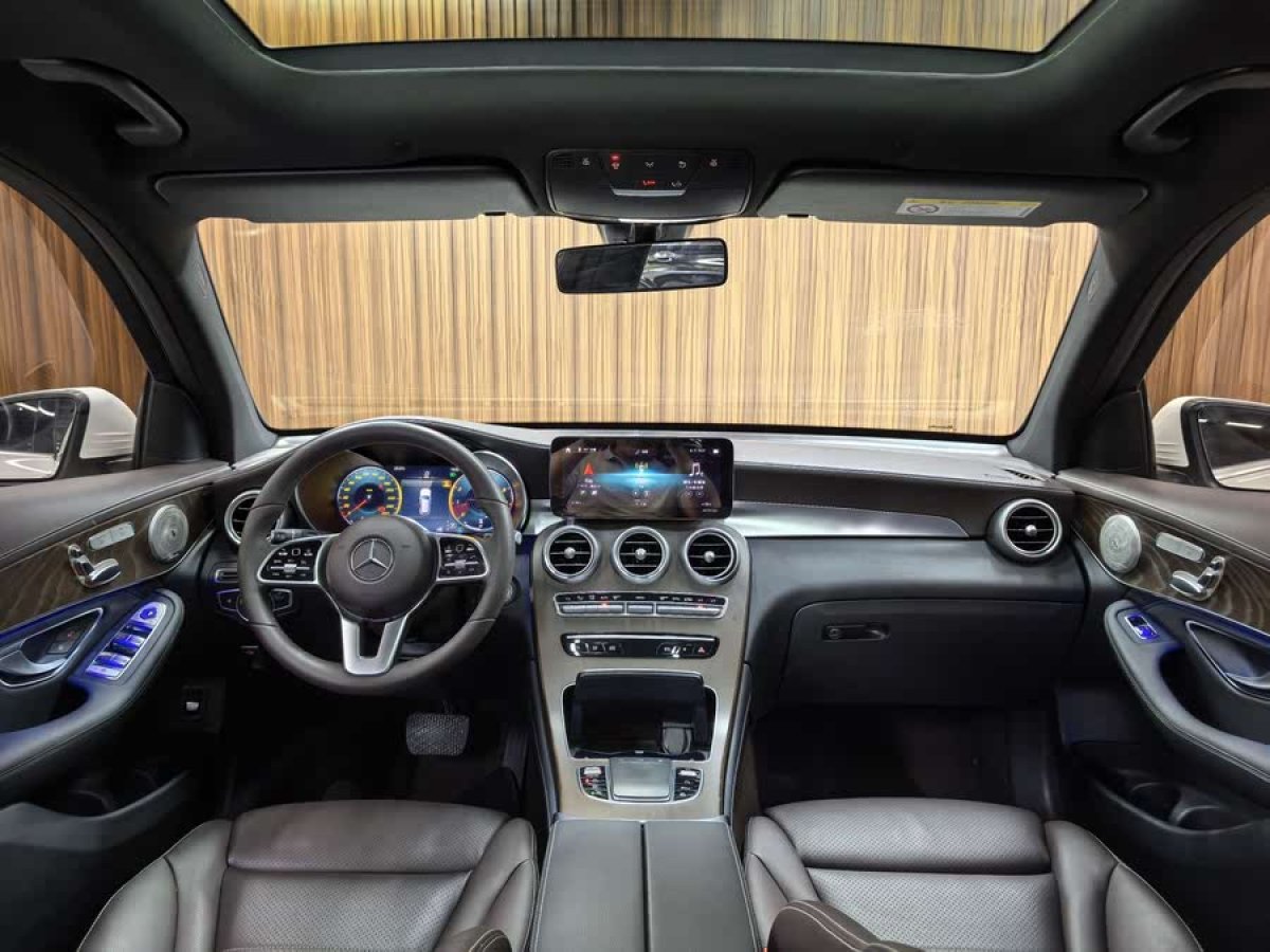 奔馳 奔馳GLC  2025款 改款 GLC 260 L 4MATIC 豪華型圖片