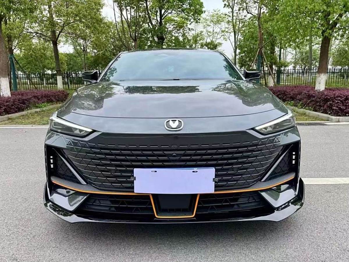 長安 長安UNI-V  2023款 1.5T 運動版圖片