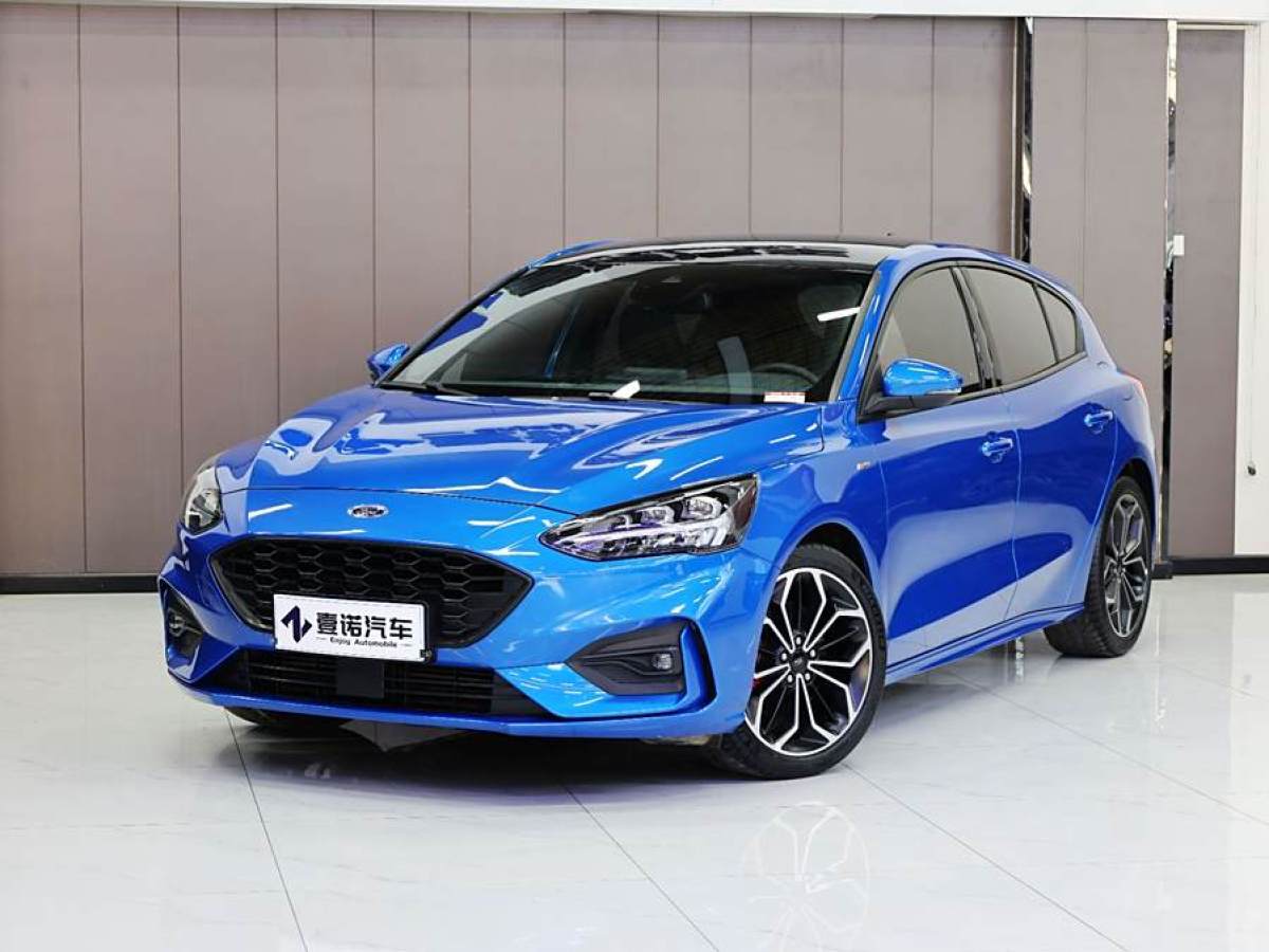 2020年12月福特 福克斯  2020款 兩廂 EcoBoost 180 自動(dòng)ST Line