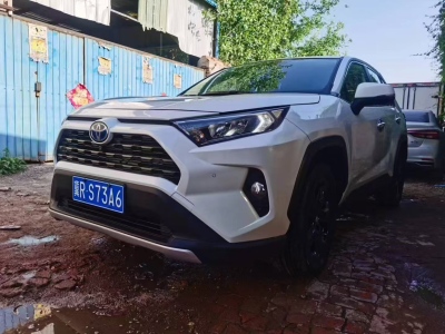 2023年5月 丰田 RAV4荣放 双擎 2.5L E-CVT四驱精英Plus版图片