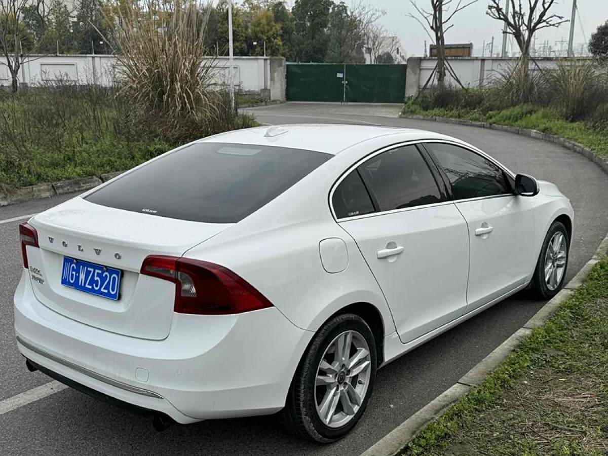 2014年4月沃爾沃 S60  2014款 S60L 2.0T 智遠(yuǎn)版