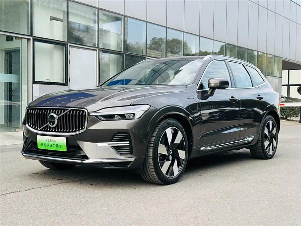 沃爾沃 XC60新能源  2024款 T8 插電混動 長續(xù)航四驅(qū)智雅豪華版圖片