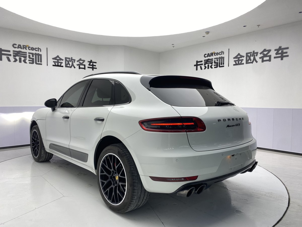 保時(shí)捷 Macan  2016款 Macan 2.0T圖片