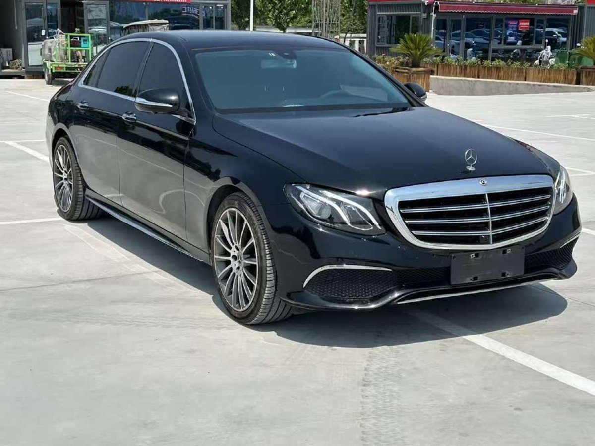 奔馳 奔馳E級(jí)  2019款 改款 E 300 L 豪華型圖片