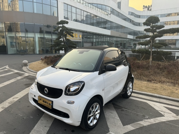 smart fortwo  2015款 1.0L 52千瓦硬顶灵动版