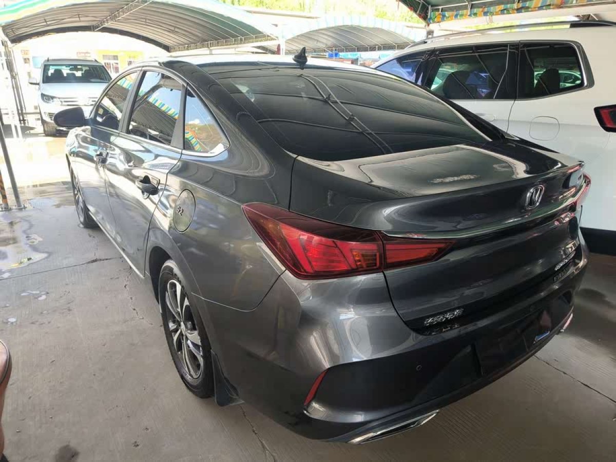 長安 逸動  2022款 PLUS 1.6L GDI CVT精英型圖片