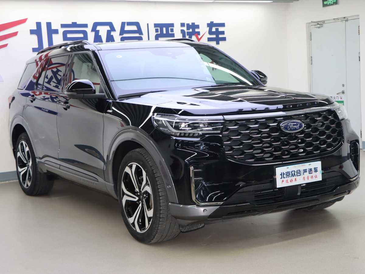 福特 探險(xiǎn)者  2023款 EcoBoost 285 四驅(qū)ST-LINE 6座圖片