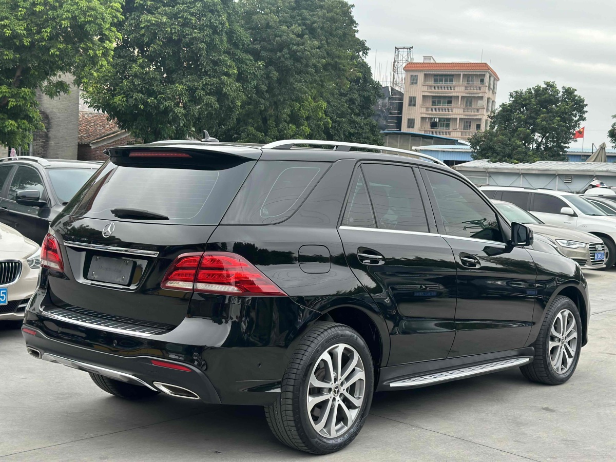 2018年1月奔馳 奔馳GLE  2017款 GLE 320 4MATIC 動(dòng)感型