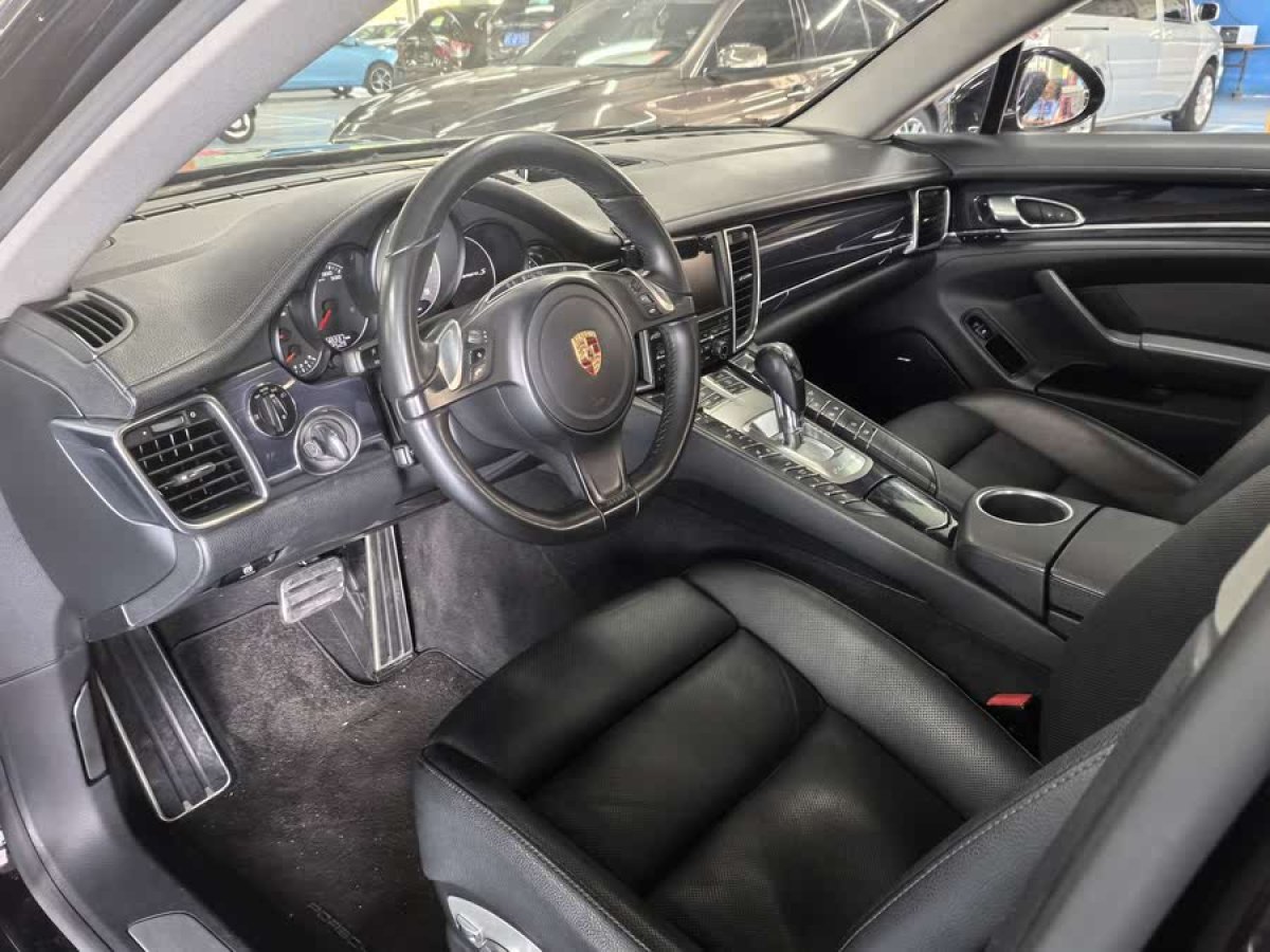 保時(shí)捷 Panamera  2014款 Panamera S Executive 3.0T圖片