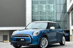 MINI MINI 改款 1.5T COOPER 經(jīng)典派