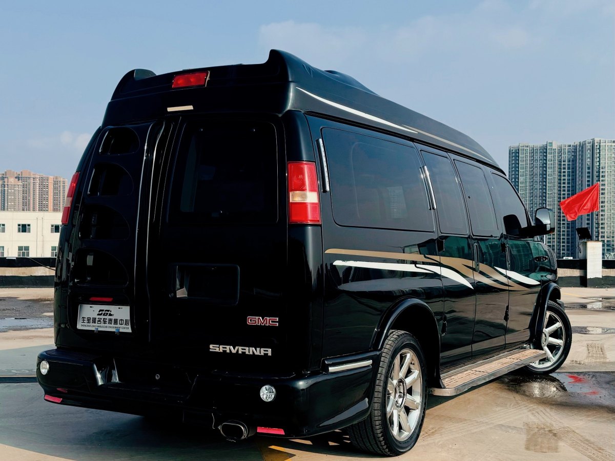 GMC SAVANA  2014款 5.3L 四驅(qū)領(lǐng)袖版圖片