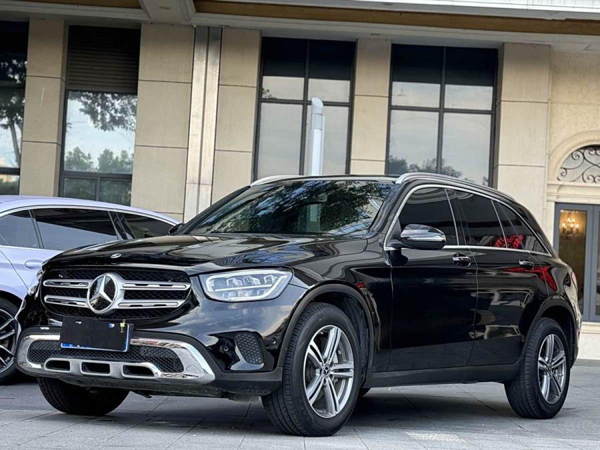 2016年4月奔馳 奔馳GLC  2016款 GLC 260 4MATIC 動(dòng)感型