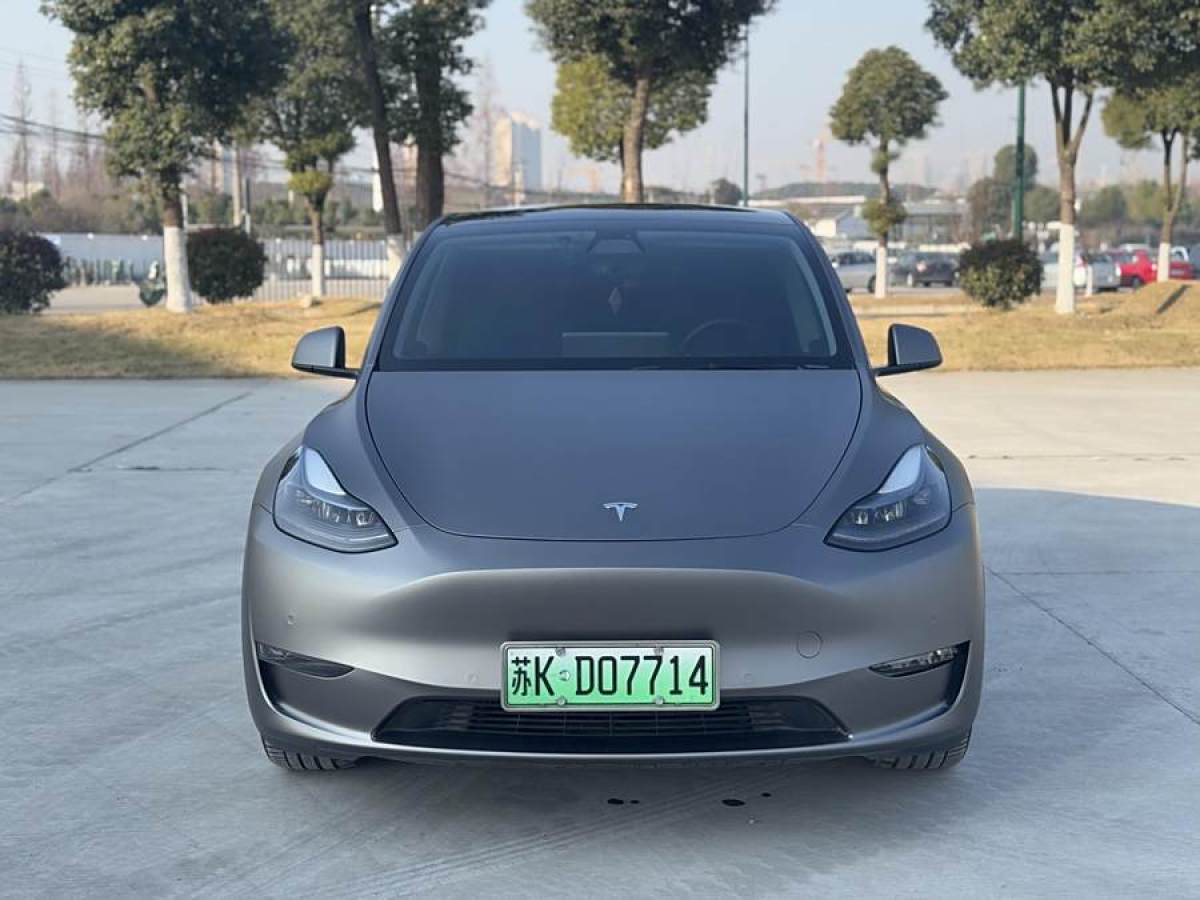 特斯拉 Model 3  2021款 改款 標(biāo)準(zhǔn)續(xù)航后驅(qū)升級版圖片