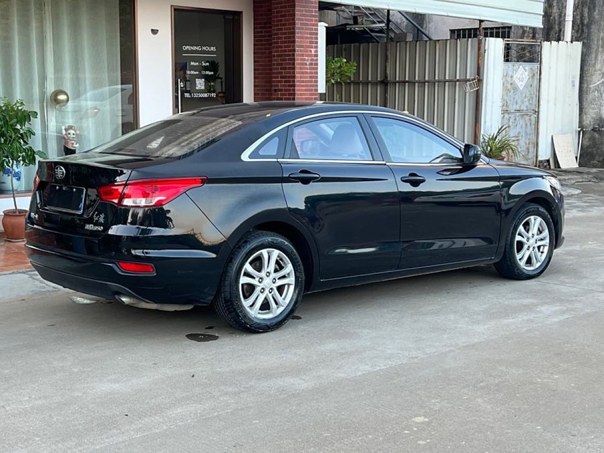 奔騰 B50  2016款 1.6L 手動豪華型圖片