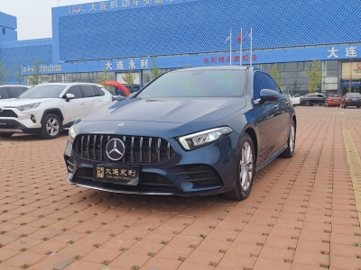 2019年3月 奔馳 奔馳A級(jí) 改款 A 200 L 運(yùn)動(dòng)轎車(chē)圖片