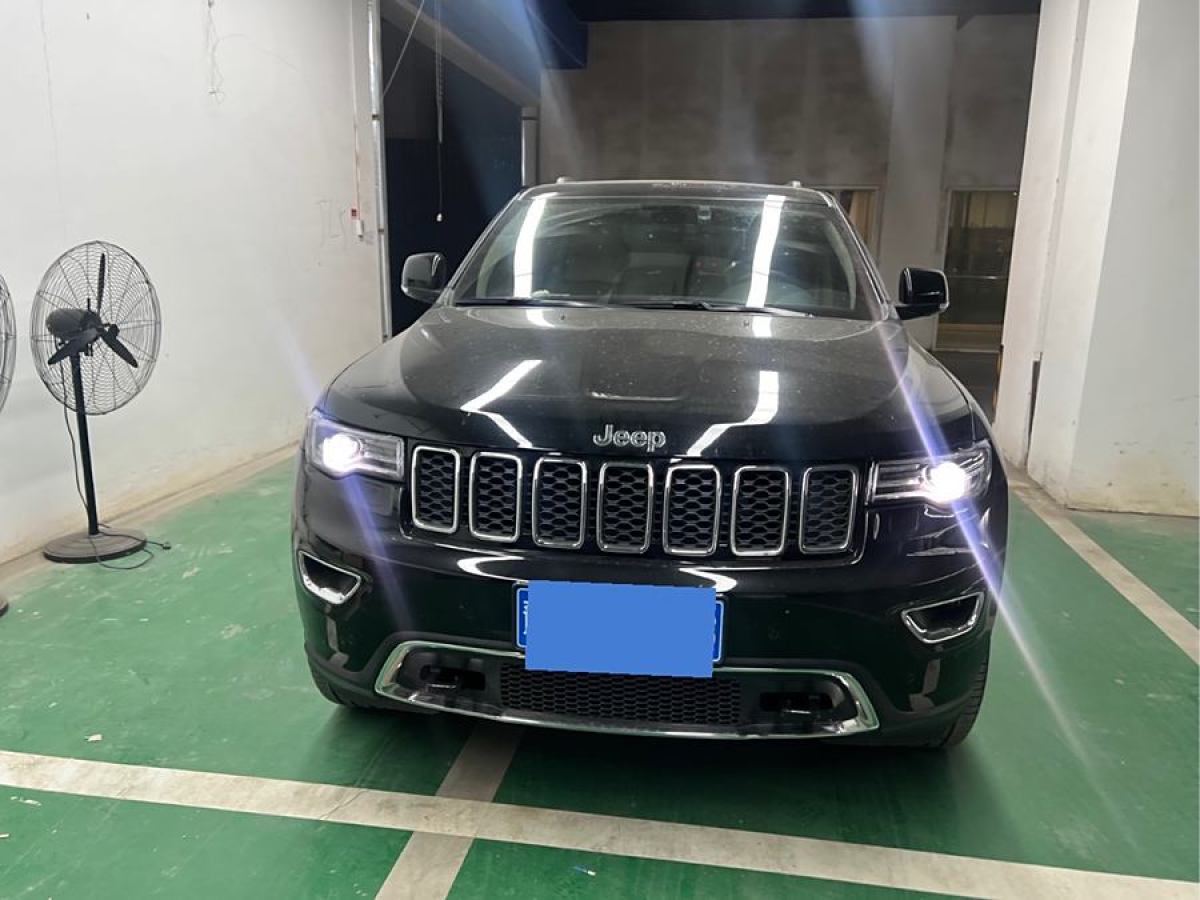 Jeep 大切諾基  2021款 3.0L 80周年紀念版圖片