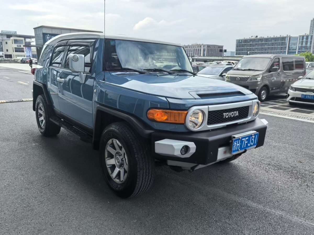 2017年3月豐田 FJ 酷路澤  2013款 4.0L