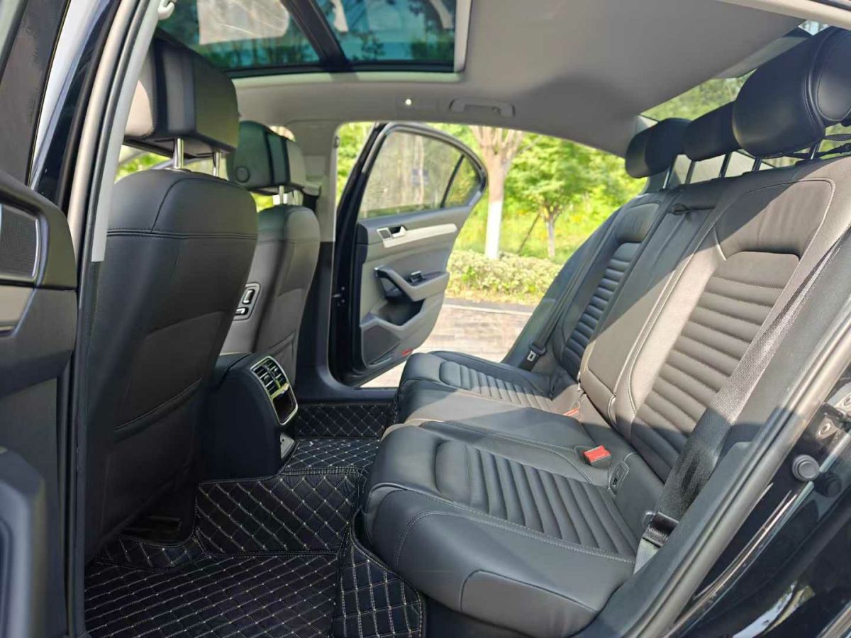 大眾 邁騰  2019款 280TSI DSG 領(lǐng)先型圖片