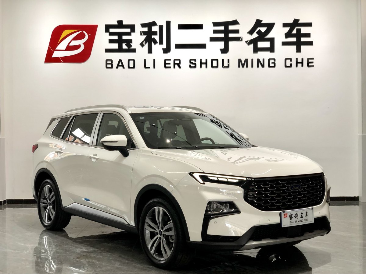 福特 領(lǐng)睿  2022款 改款 EcoBoost 170 尊領(lǐng)型PLUS圖片