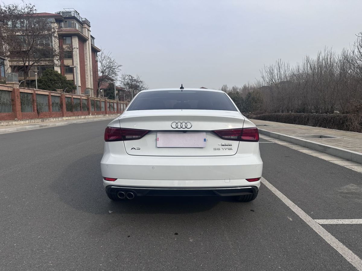 奧迪 奧迪A3  2019款 Limousine 35 TFSI 進(jìn)取型 國(guó)V圖片