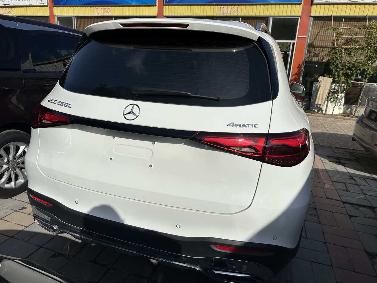 2024年4月奔馳 奔馳GLC  2023款 改款 GLC 260 L 4MATIC 動感型 5座