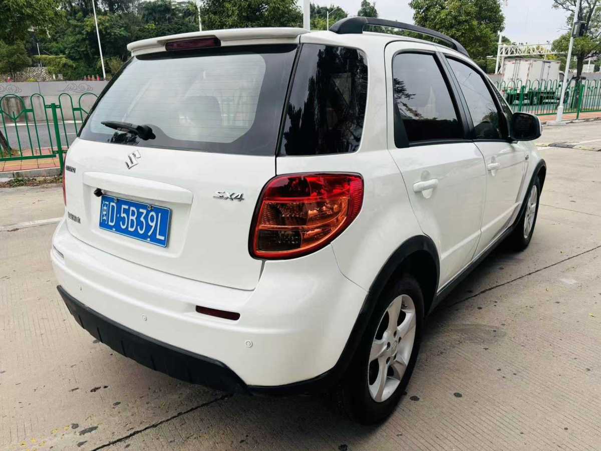 鈴木 天語  2011款 SX4 1.6L 兩廂舒適型圖片