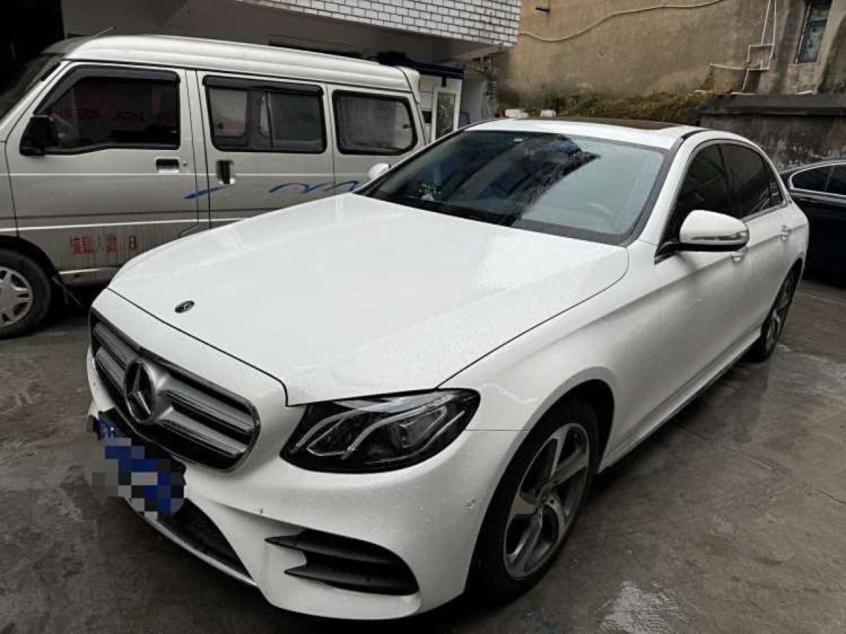 2019年4月奔馳 奔馳E級(jí)  2019款 E 260 L 運(yùn)動(dòng)型 4MATIC