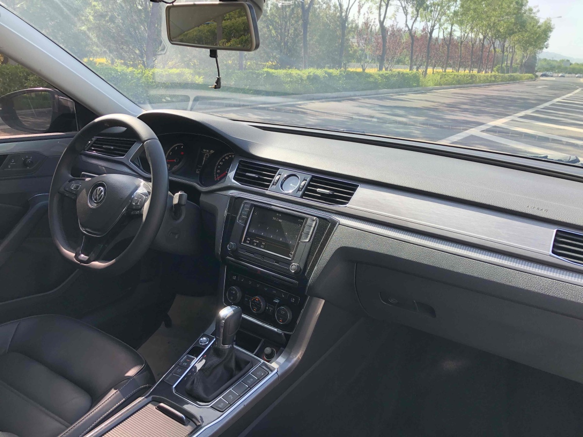 2019年2月大眾 帕薩特  2016款 330TSI DSG尊榮版