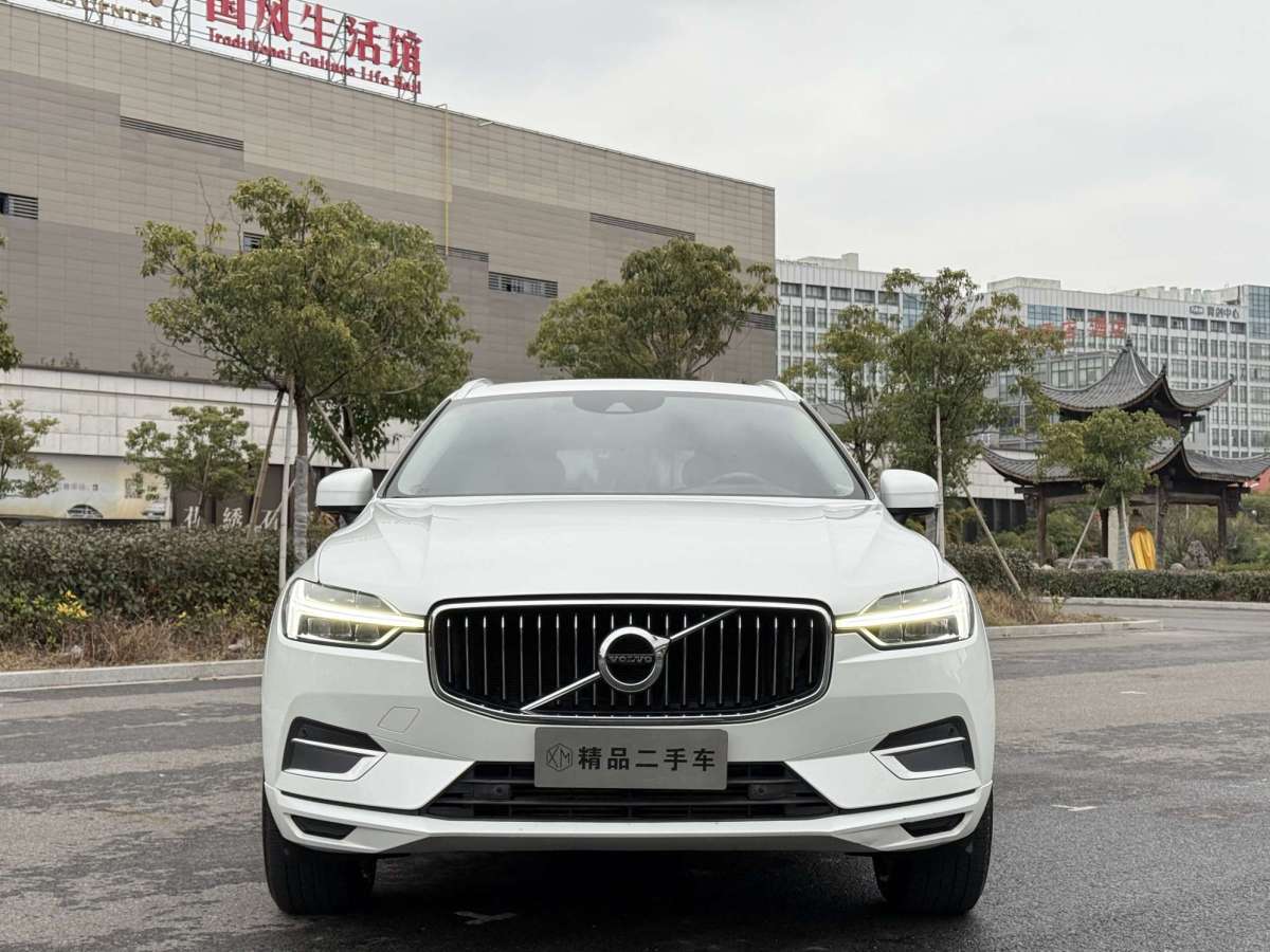 沃爾沃 XC60  2020款 T5 四驅(qū)智逸豪華版圖片