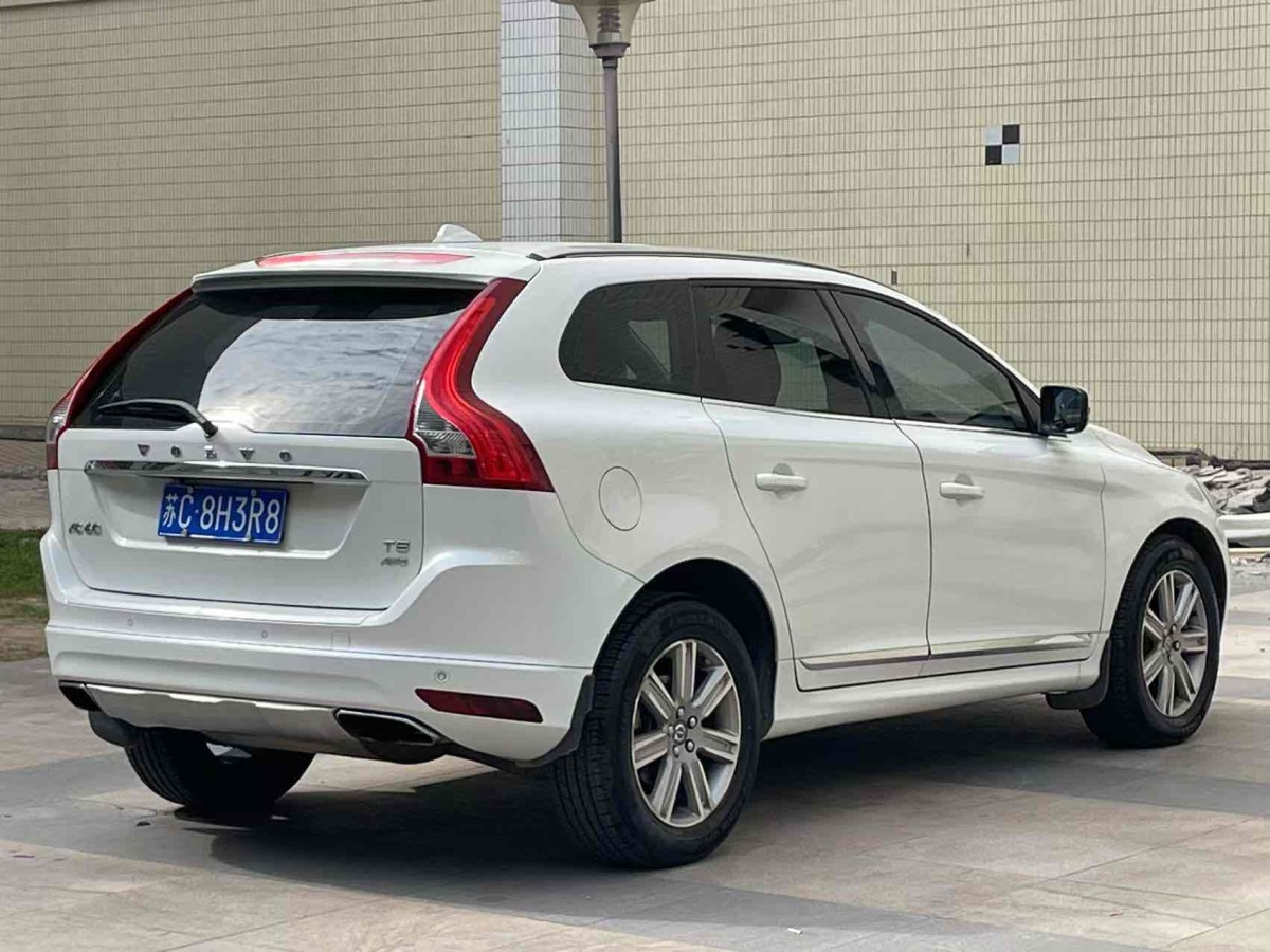 沃爾沃 XC60  2015款 T5 AWD 智遠(yuǎn)版圖片