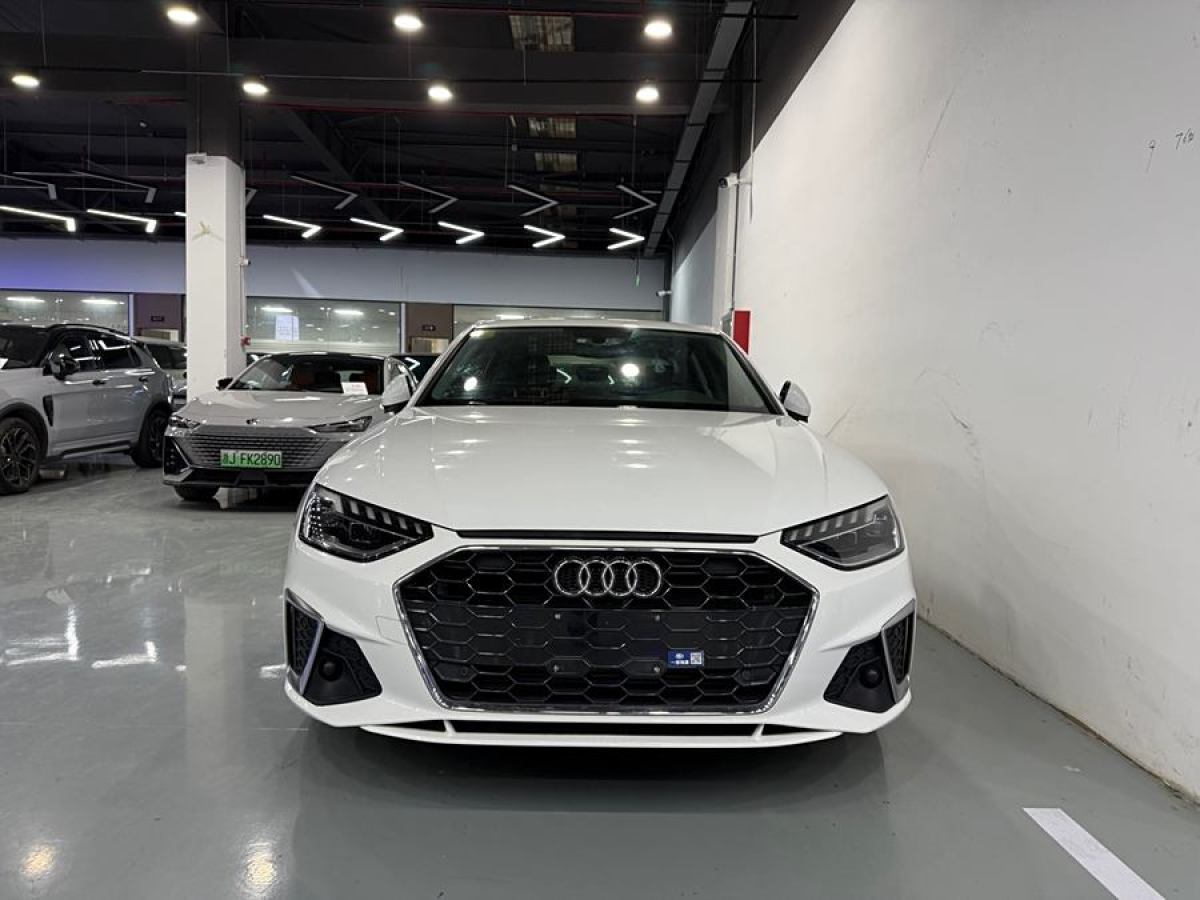 2021年2月奧迪 奧迪A4L  2020款 40 TFSI 時(shí)尚動(dòng)感型