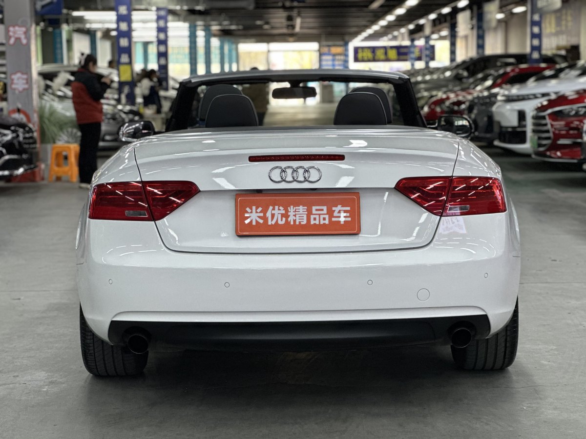 2013年7月奧迪 奧迪A5  2013款 Cabriolet 40 TFSI