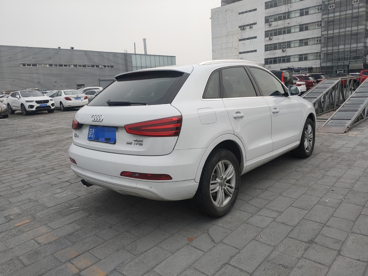 奧迪 奧迪Q3  2013款 35TFSI 舒適型圖片