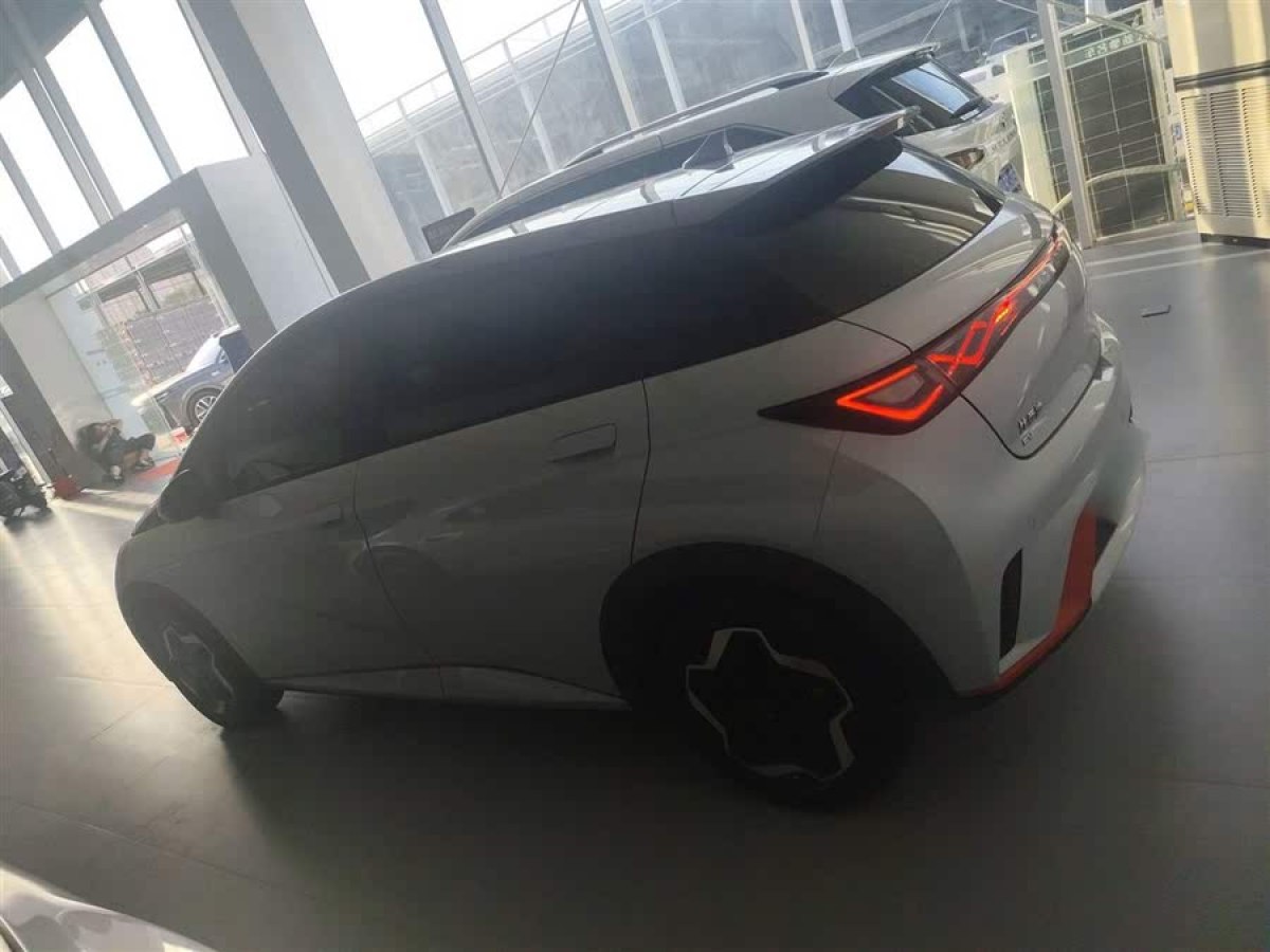比亞迪 海豚  2021款 405km 時(shí)尚版圖片