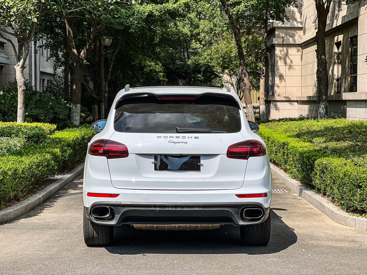 2014年1月保时捷 Cayenne  2012款 Cayenne 3.0T 美规版