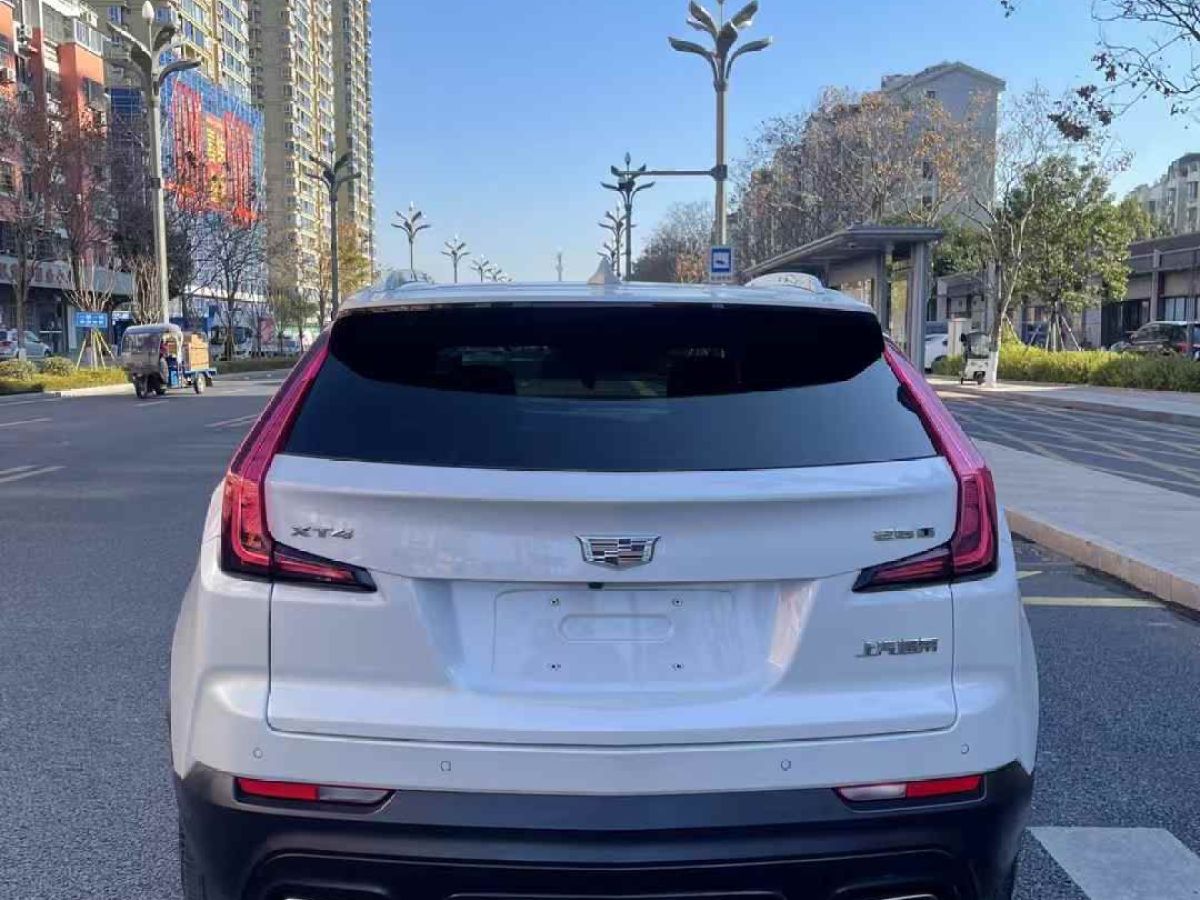 凱迪拉克 CT6  2019款 28T 領(lǐng)先運(yùn)動(dòng)型圖片