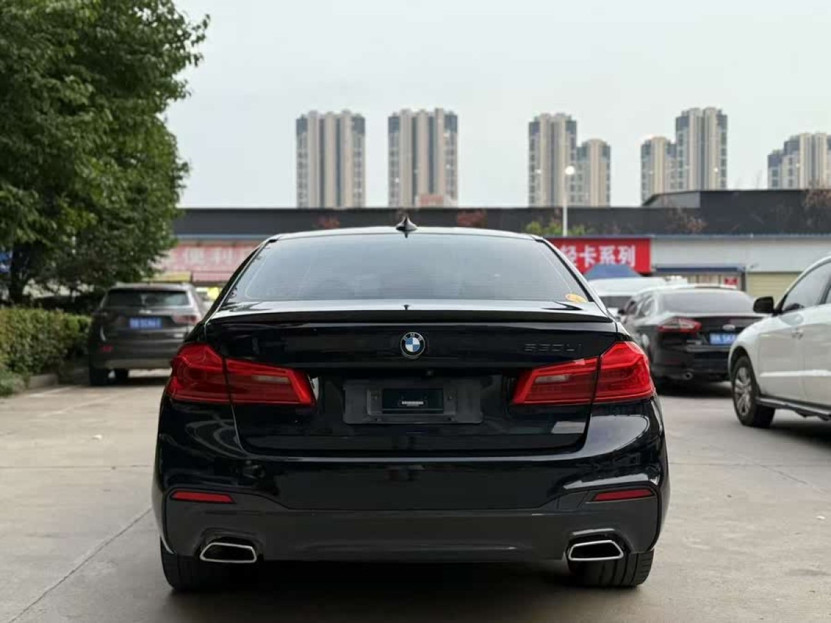 寶馬 寶馬5系  2020款 530Li 領(lǐng)先型 M運動套裝圖片