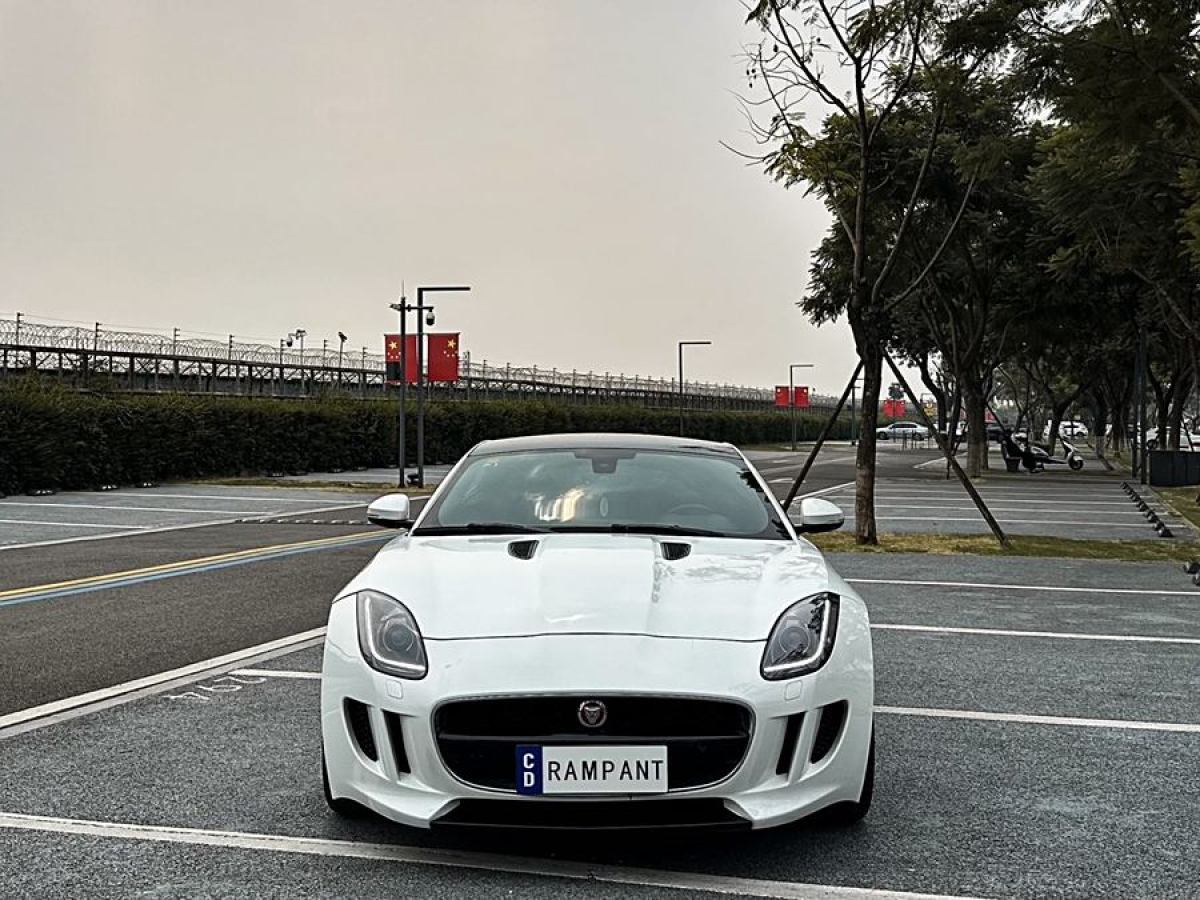 捷豹 F-TYPE  2016款 3.0T 硬頂版圖片