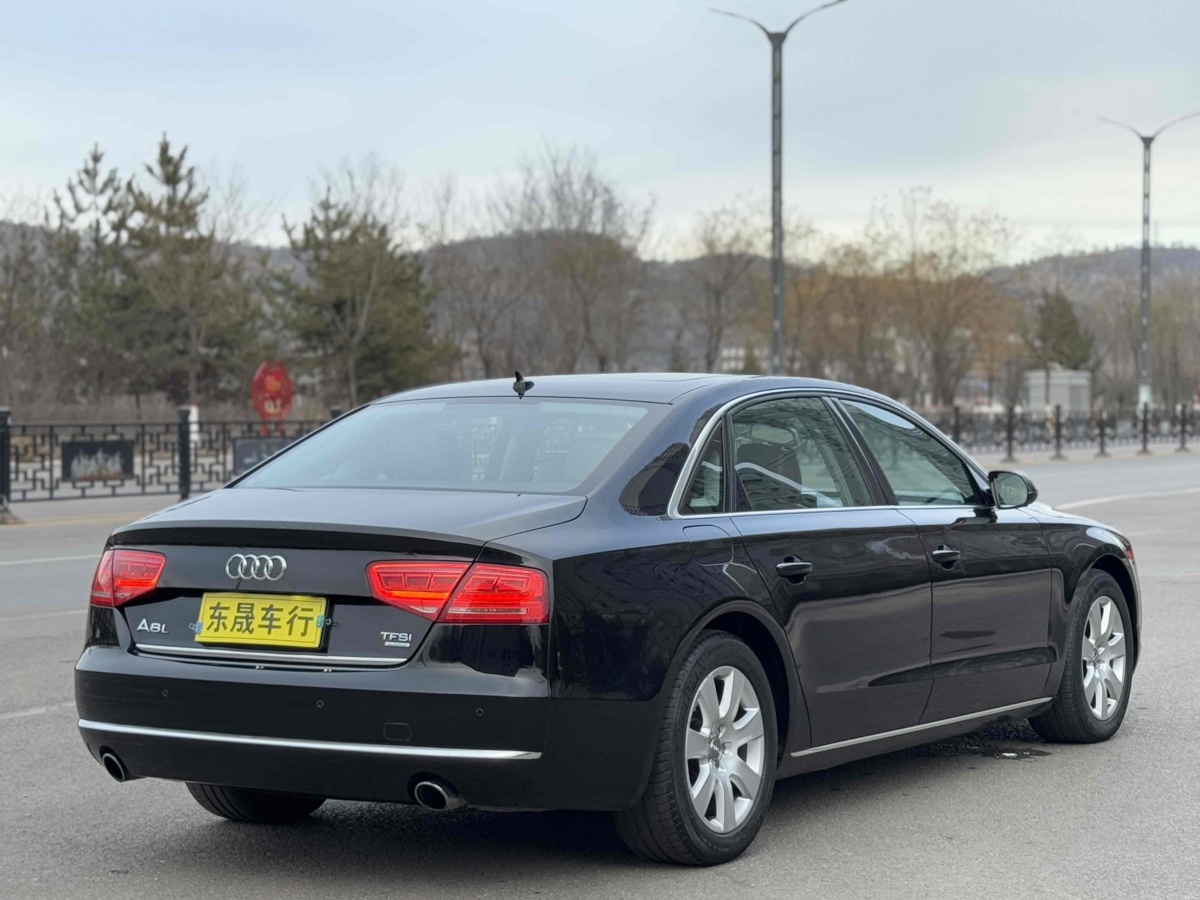 奧迪 奧迪A8  2013款 A8L 45 TFSI quattro豪華型圖片