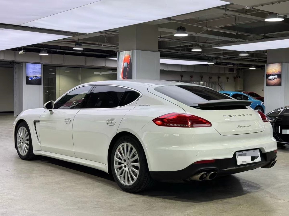 保時(shí)捷 Panamera  2014款 Panamera 4 Executive 3.0T圖片