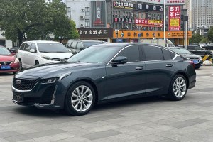 CT5 凱迪拉克 28T 領(lǐng)先運動型