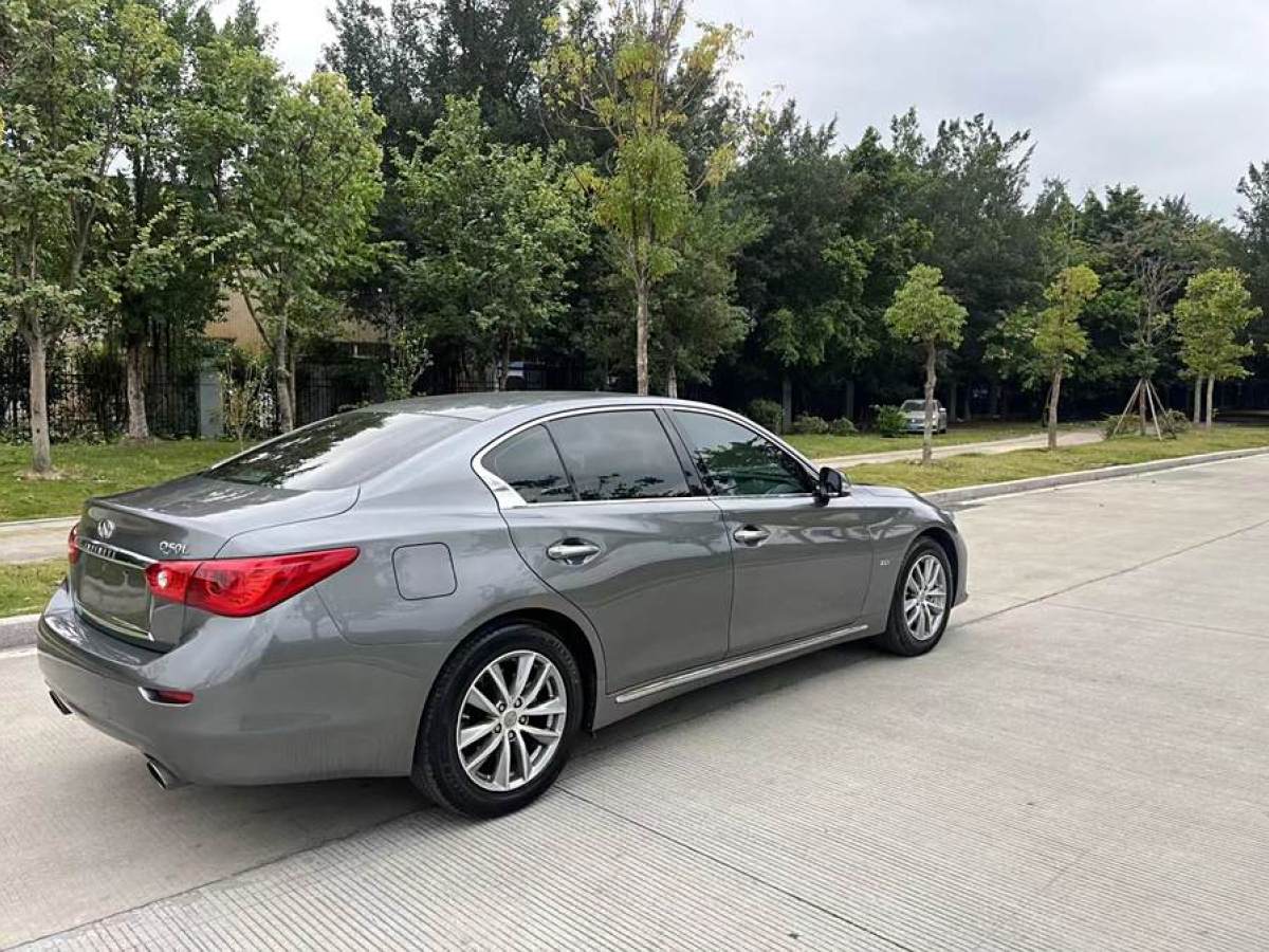 英菲尼迪 Q50L  2016款 2.0T 悅享版圖片