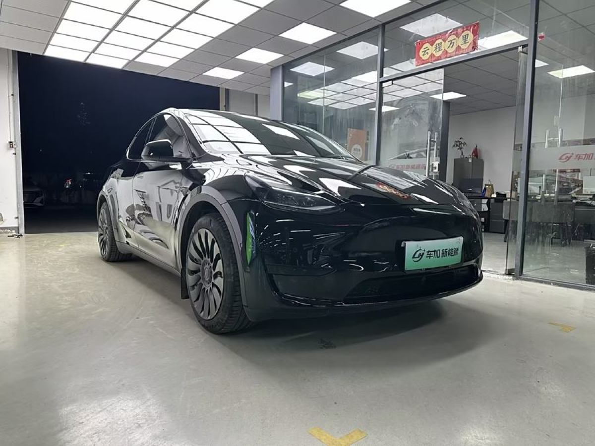 特斯拉 Model 3  2022款 后輪驅(qū)動版圖片