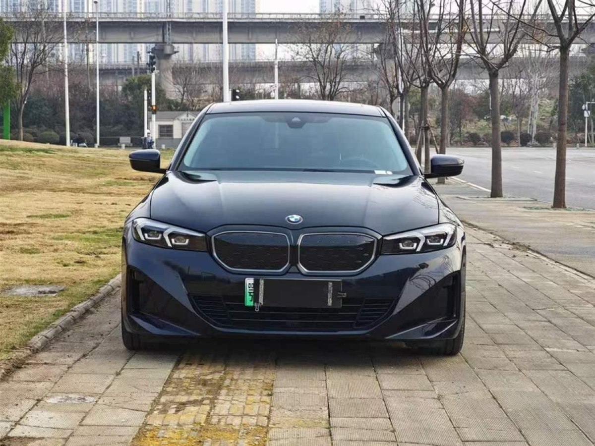 寶馬 寶馬i3  2022款 eDrive 35 L圖片
