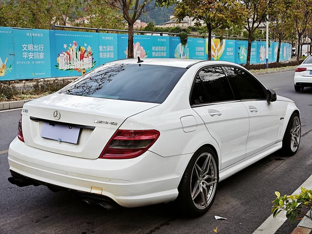 奔馳 奔馳C級(jí)AMG  2010款 AMG C 63 高性能版圖片