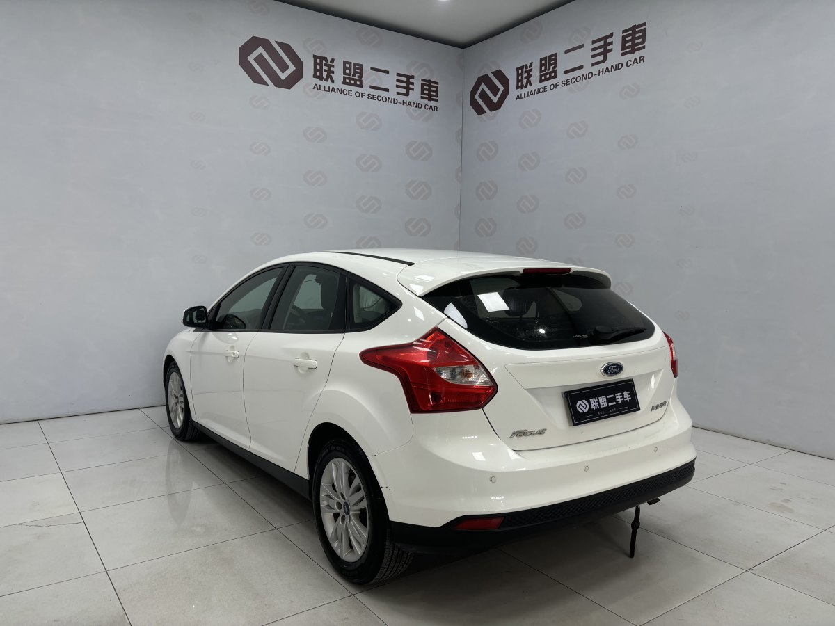 福特 福克斯  2012款 兩廂 1.6L 自動(dòng)舒適型圖片