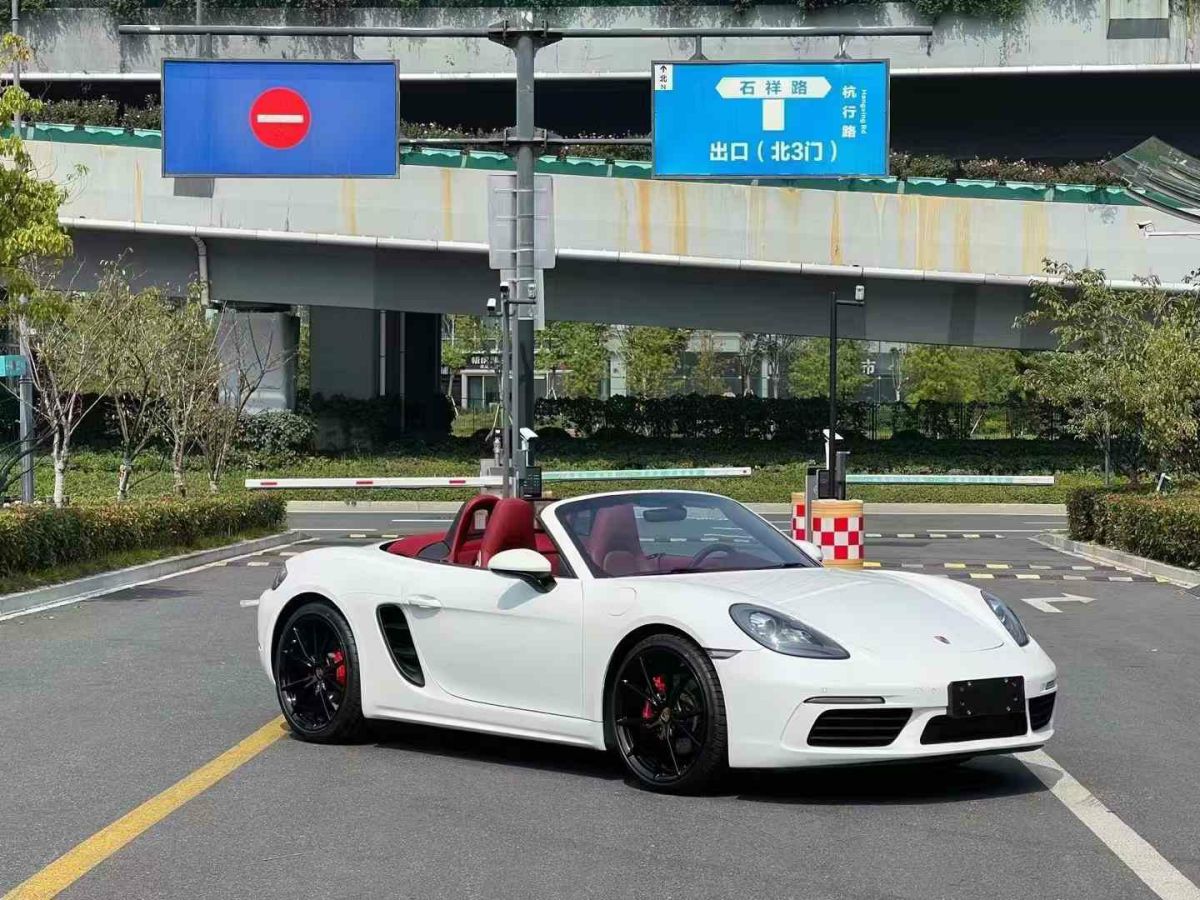 保时捷 Boxster 图片