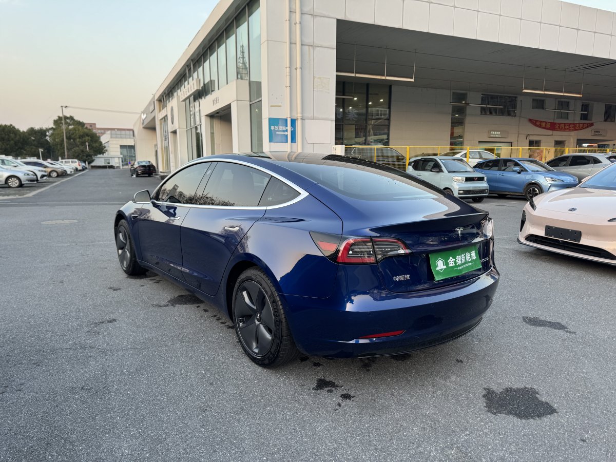 特斯拉 Model 3  2019款 標準續(xù)航后驅(qū)升級版圖片