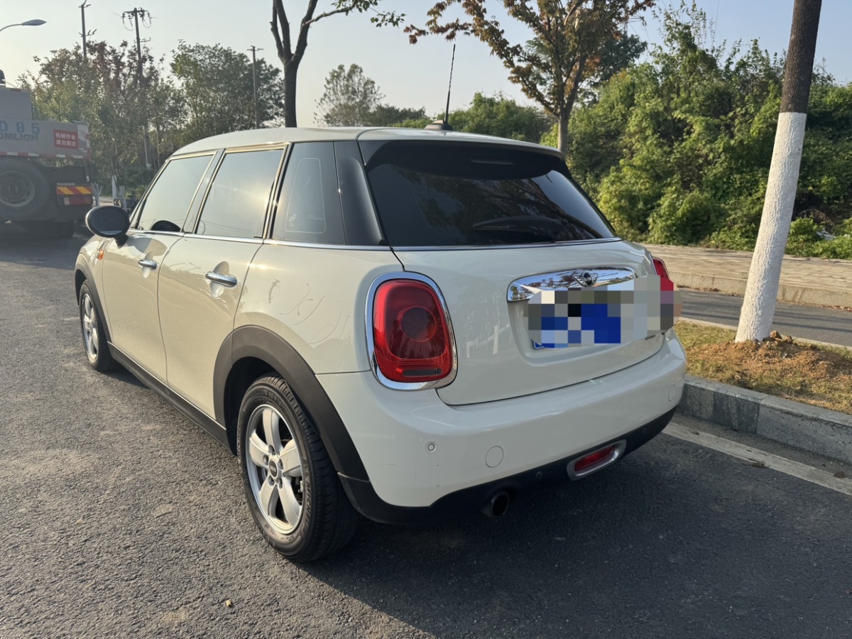 MINI MINI  2016款 1.2T ONE 五門版圖片