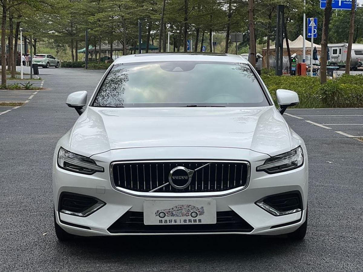 沃爾沃 S60L  2021款 T4 智逸豪華版圖片